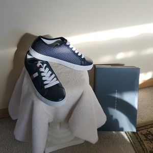 Tommy Hilfiger Sneakers 👟
